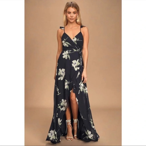 NWT Lulu's All Mine Navy Blue Floral Print High-Low Wrap Dress Medium - Picture 11 of 11